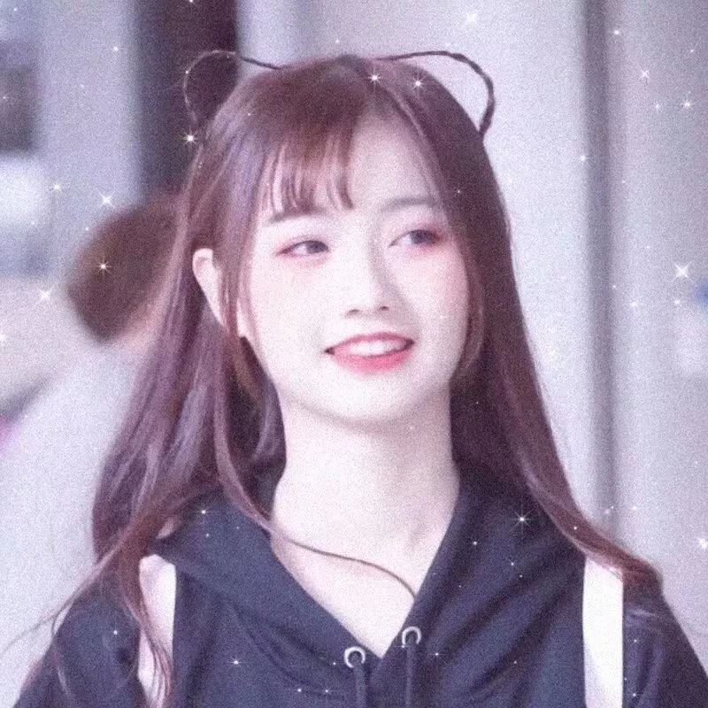 桃花含露又春风